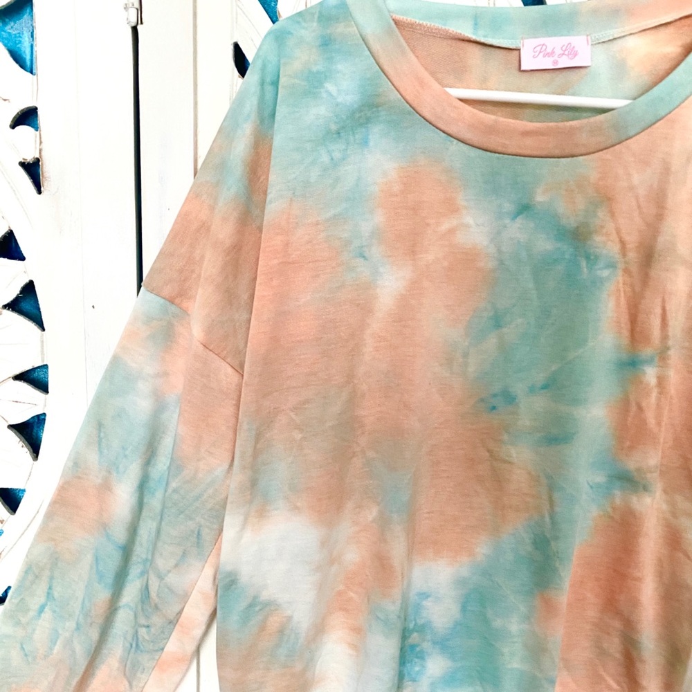 Tie Dye Lightweight Sweatshirt